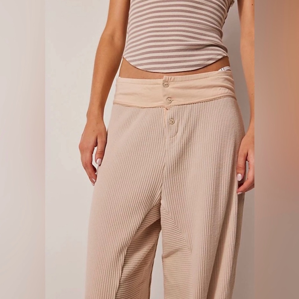 Free People Most Wanted Joggers Pants Green High Rise Wide Leg Size M worn once. - Picture 3 of 12